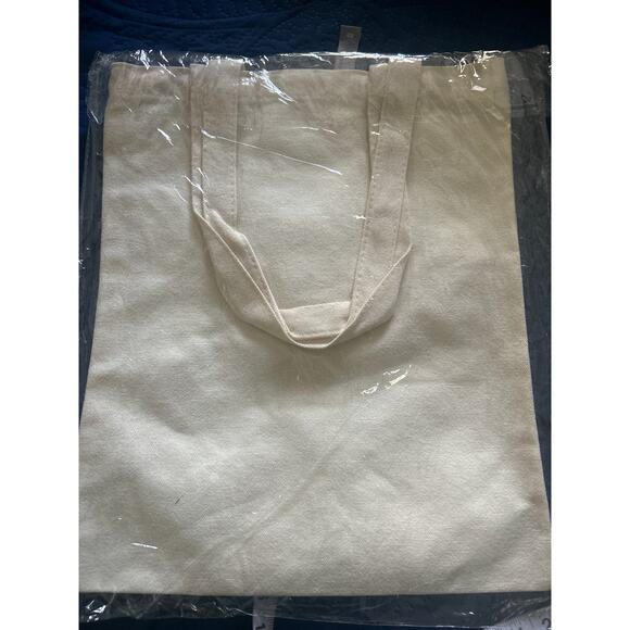 NIP White Canvas Tote Bag Double Handles I'M A SWIFTIE - Picture 4 of 4